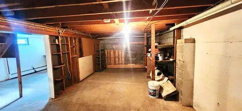 37 Rowe Avenue Keene NH 03431