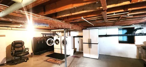 37 Rowe Avenue Keene NH 03431