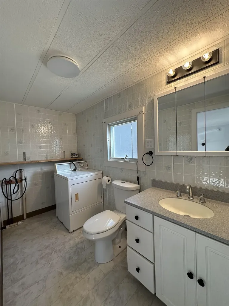 66 Michigan Street Winchester NH 03470