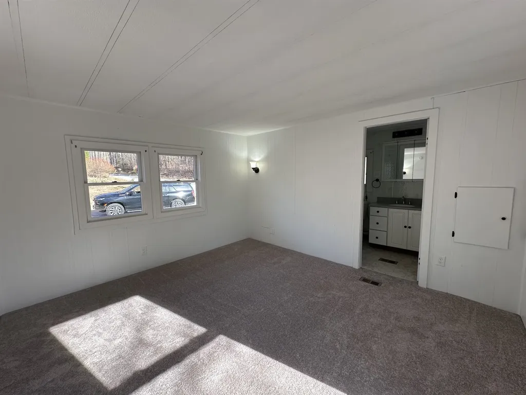 66 Michigan Street Winchester NH 03470