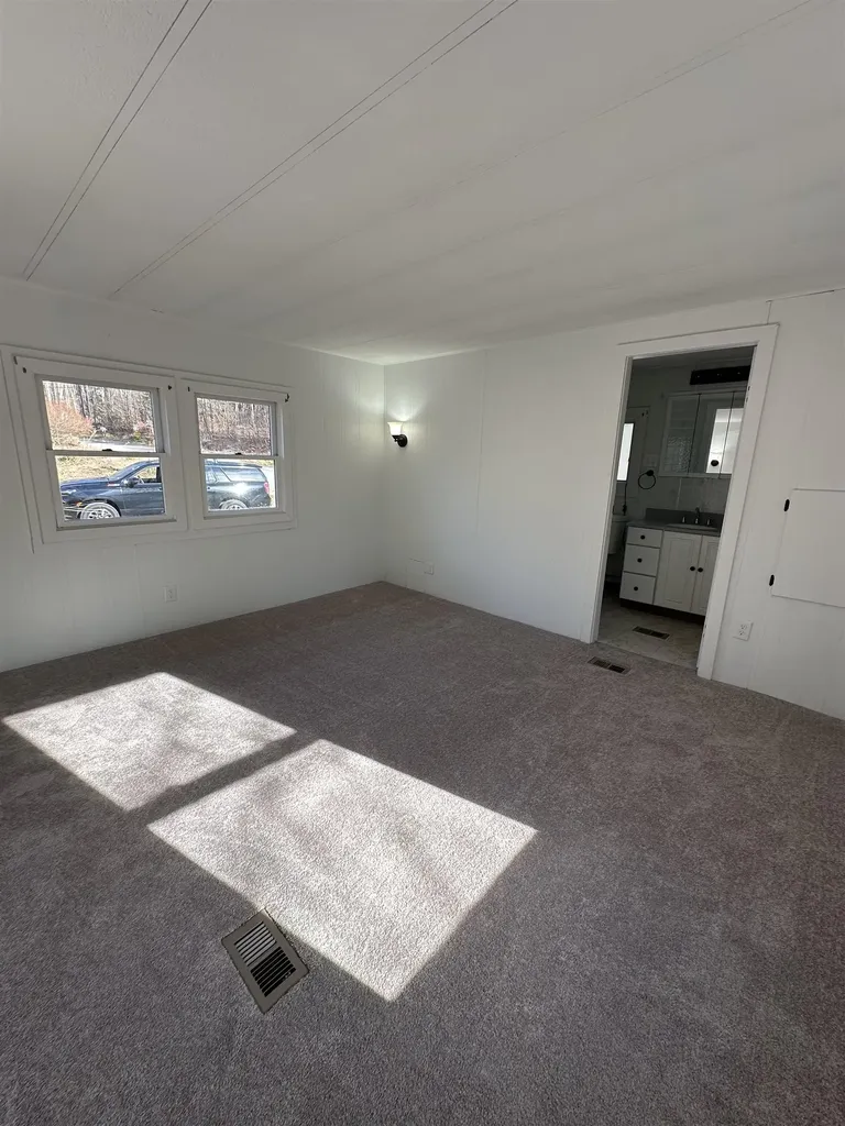 66 Michigan Street Winchester NH 03470