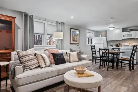 31 Water Street Bradford NH 03221