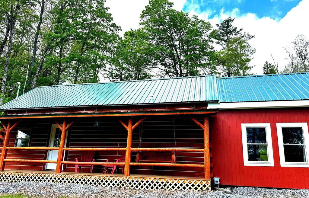 24 Blackberry Lane Dover VT 05356