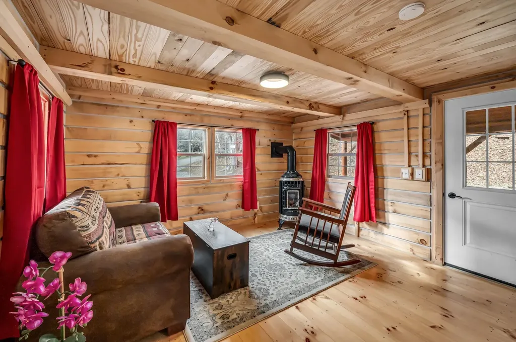 24 Blackberry Lane Dover VT 05356