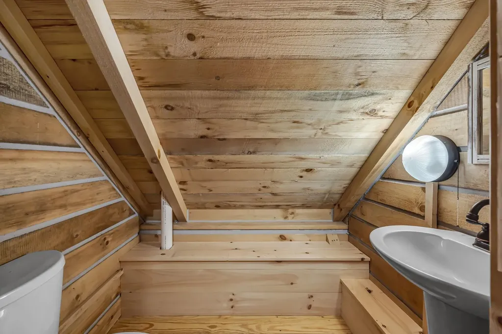 24 Blackberry Lane Dover VT 05356