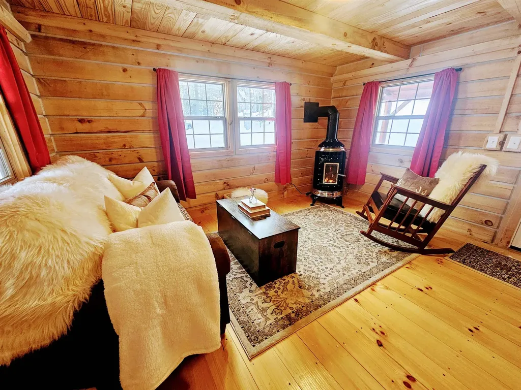 24 Blackberry Lane Dover VT 05356