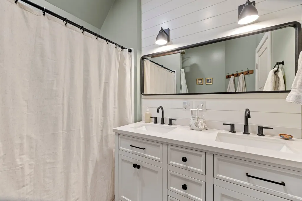 200 Summer Street Bristol NH 03222