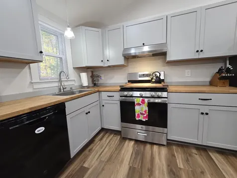 23 Roger Street Alton NH 03810