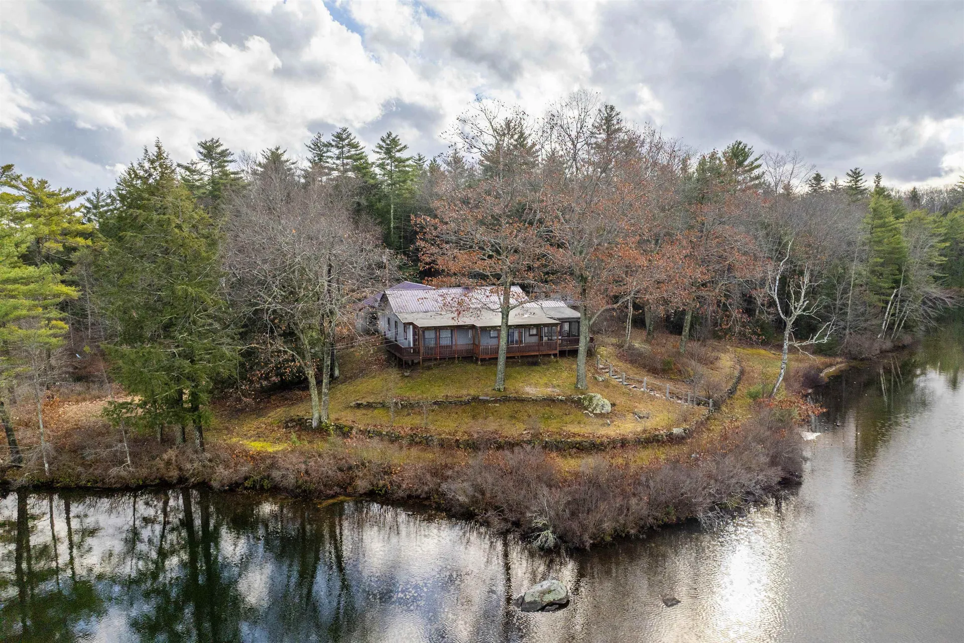 62 Pond View Drive Barnstead NH 03218