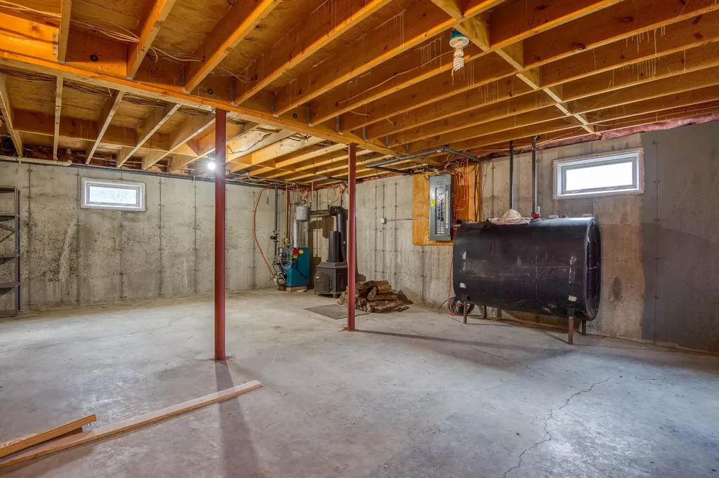 1295 Nh Route 16 Dummer NH 03588