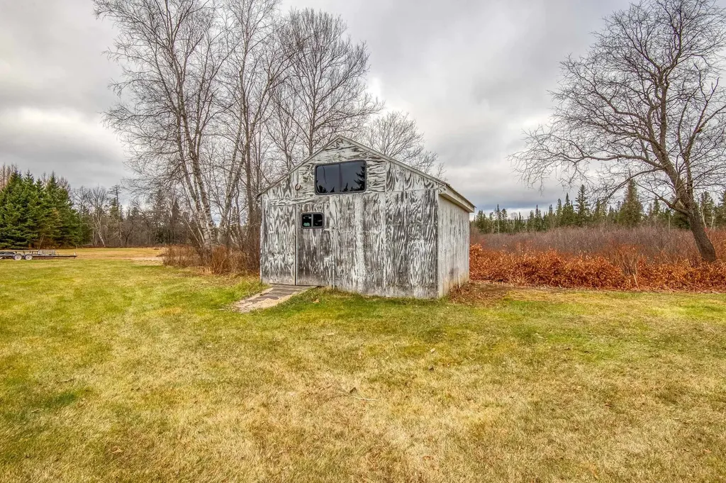 1295 Nh Route 16 Dummer NH 03588