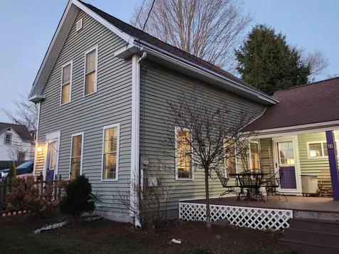 48 Maple Square Franklin NH 03235