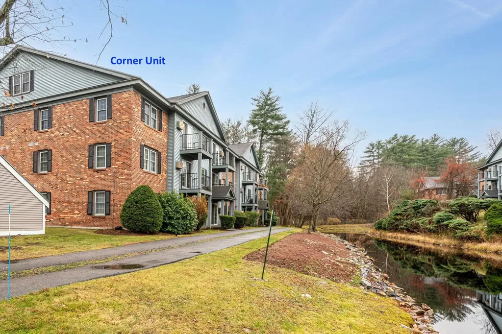 16 Northbrook Drive Manchester NH 03102