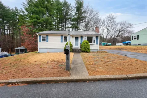 445 Greeley Street Manchester NH 03102