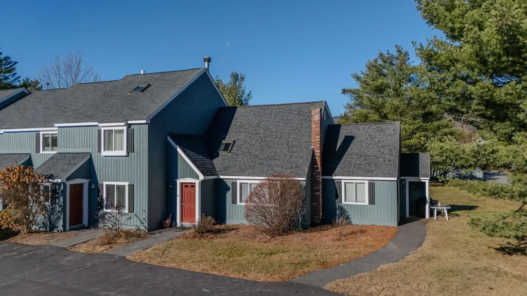 25 Adams Drive Woodstock NH 03262