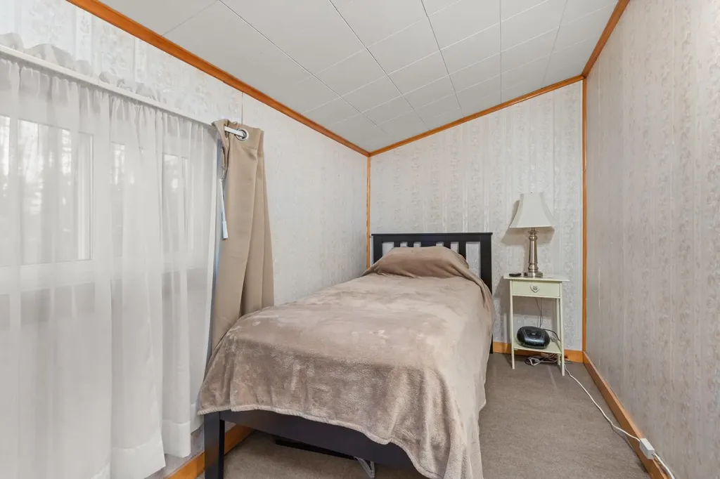 81 Milton Road Rochester NH 03868