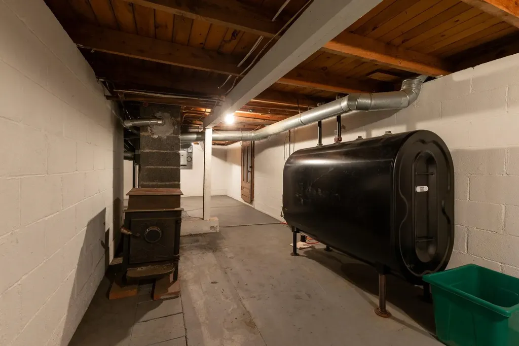 81 Milton Road Rochester NH 03868