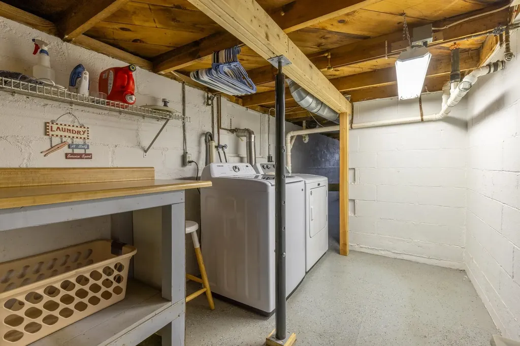 81 Milton Road Rochester NH 03868