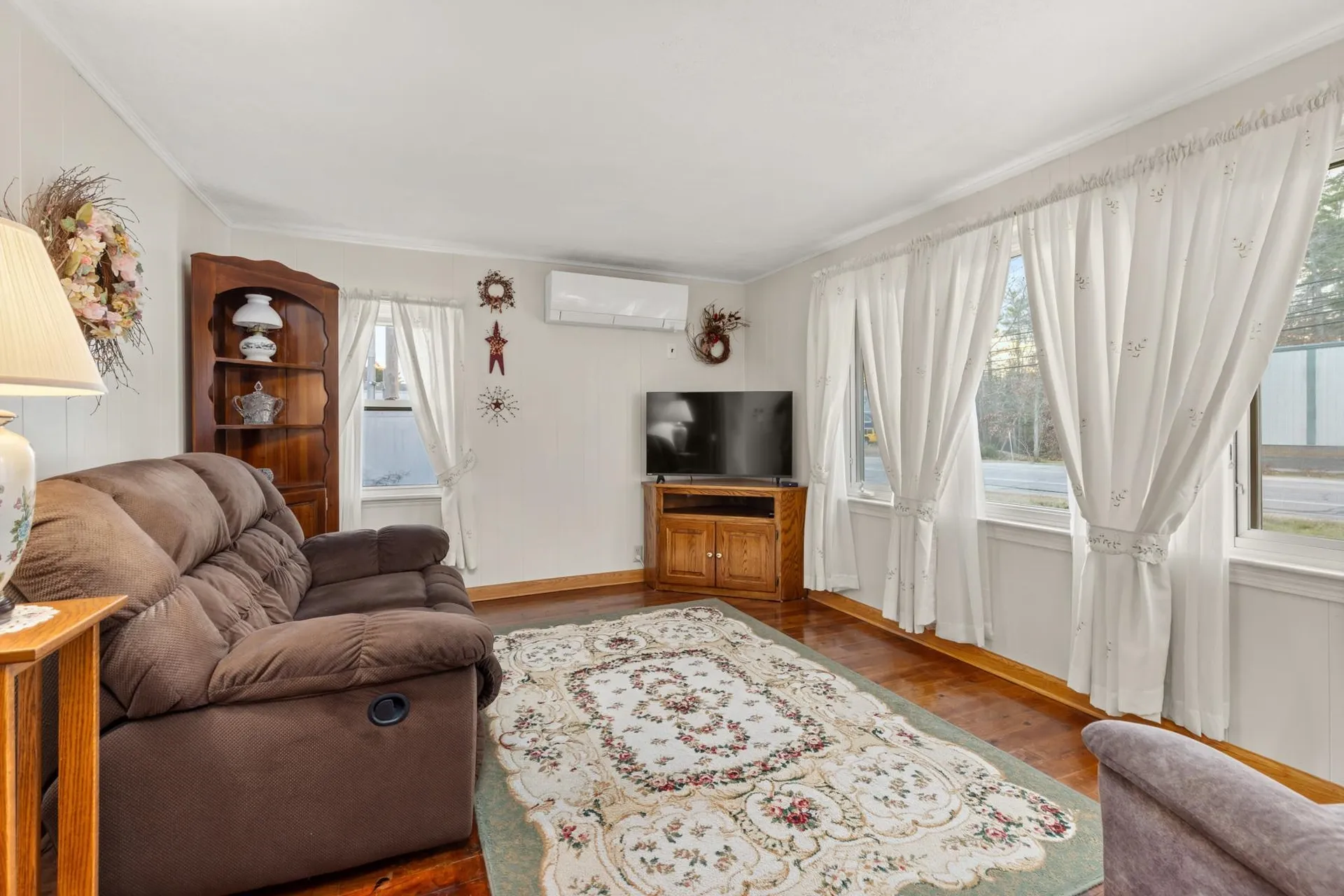 81 Milton Road Rochester NH 03868