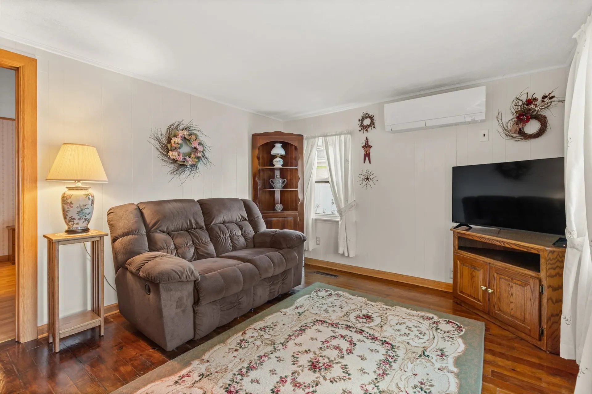 81 Milton Road Rochester NH 03868