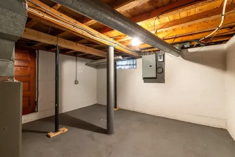 81 Milton Road Rochester NH 03868