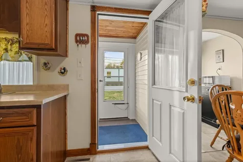 81 Milton Road Rochester NH 03868