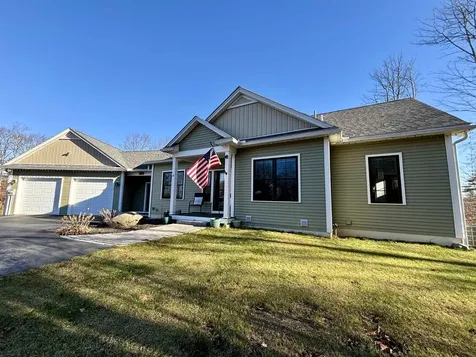 8 Browning Drive Rochester NH 03839