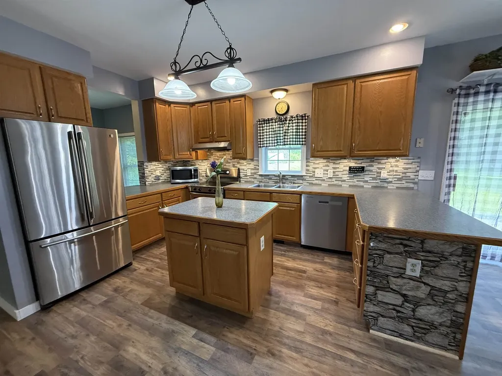 37 Cootey Lane Wallingford VT 05773