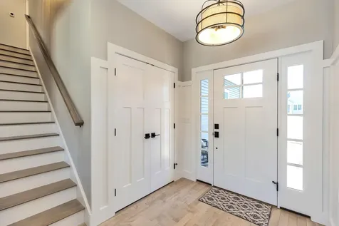 22 Treeline Drive Auburn NH 03032