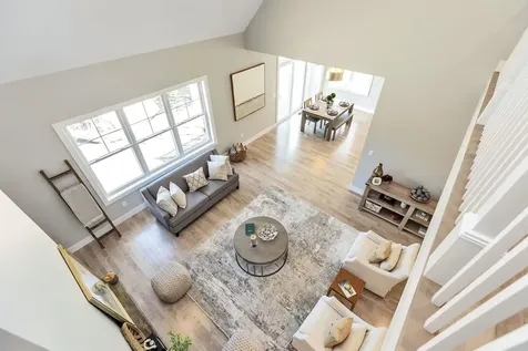 22 Treeline Drive Auburn NH 03032