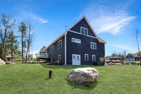 22 Treeline Drive Auburn NH 03032