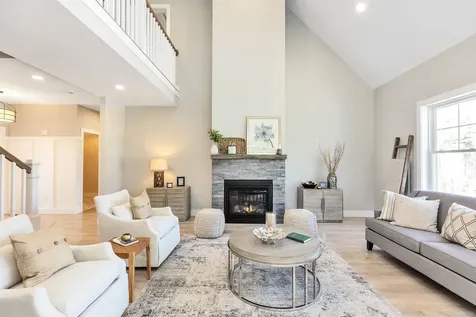 22 Treeline Drive Auburn NH 03032