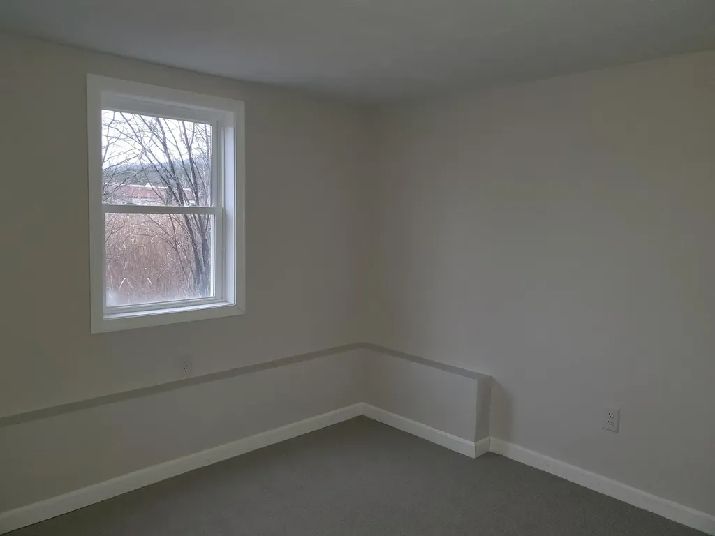 23 Canaan Street Canaan NH 03741