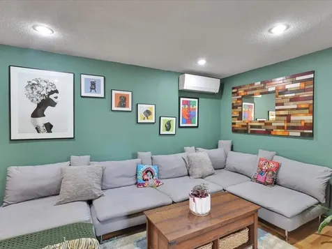 89h North Champlain Street Burlington VT 05401