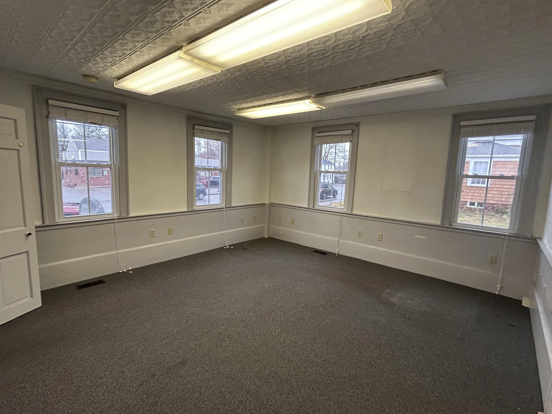 37 Portsmouth Avenue Exeter NH 03883