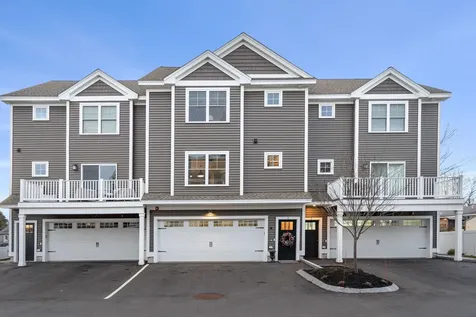 55 Ocean Road Portsmouth NH 03801-6075