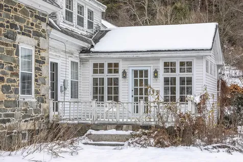 196 North Street Chester VT 05143