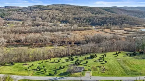 555 Northwest Hill Road Pownal VT 05261