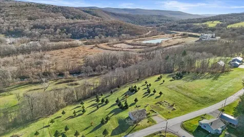 555 Northwest Hill Road Pownal VT 05261