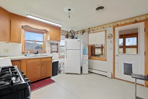 555 Northwest Hill Road Pownal VT 05261