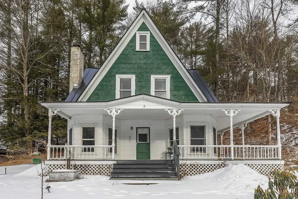 347 Main Street Londonderry VT 05155