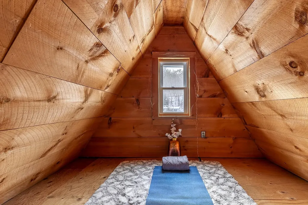 347 Main Street Londonderry VT 05155