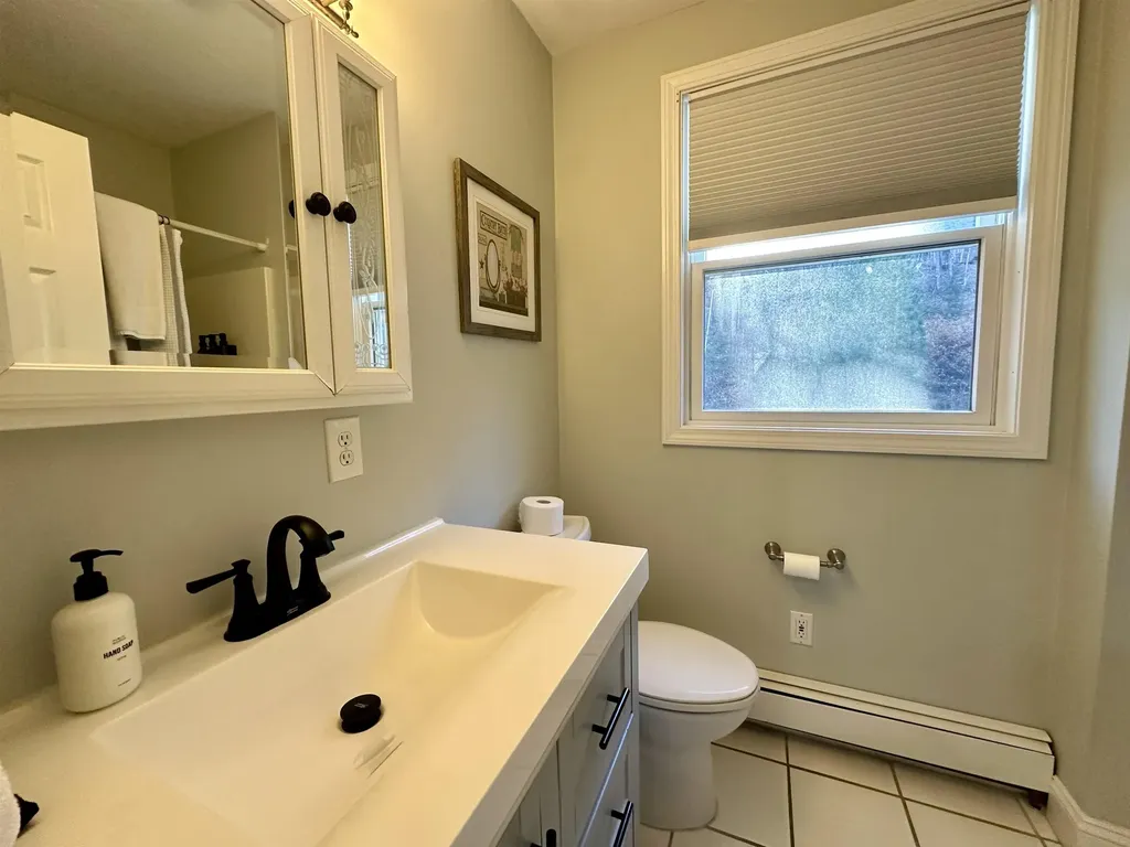 34 Hilltop Drive Newbury NH 03255