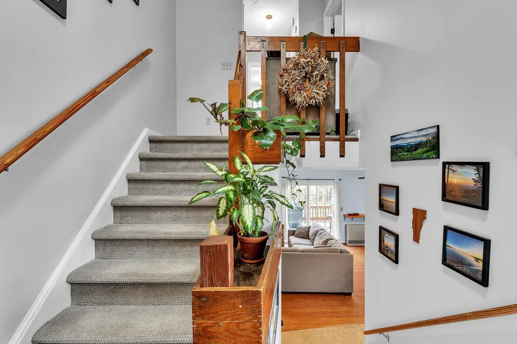 440 Oak Circle Colchester VT 05446