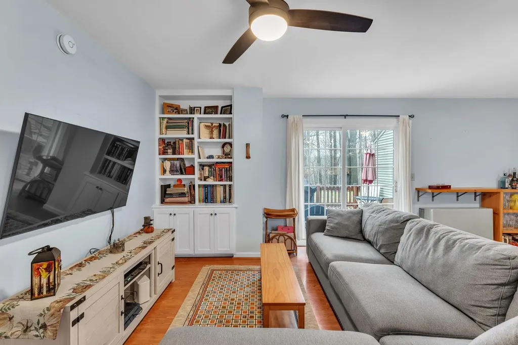 440 Oak Circle Colchester VT 05446