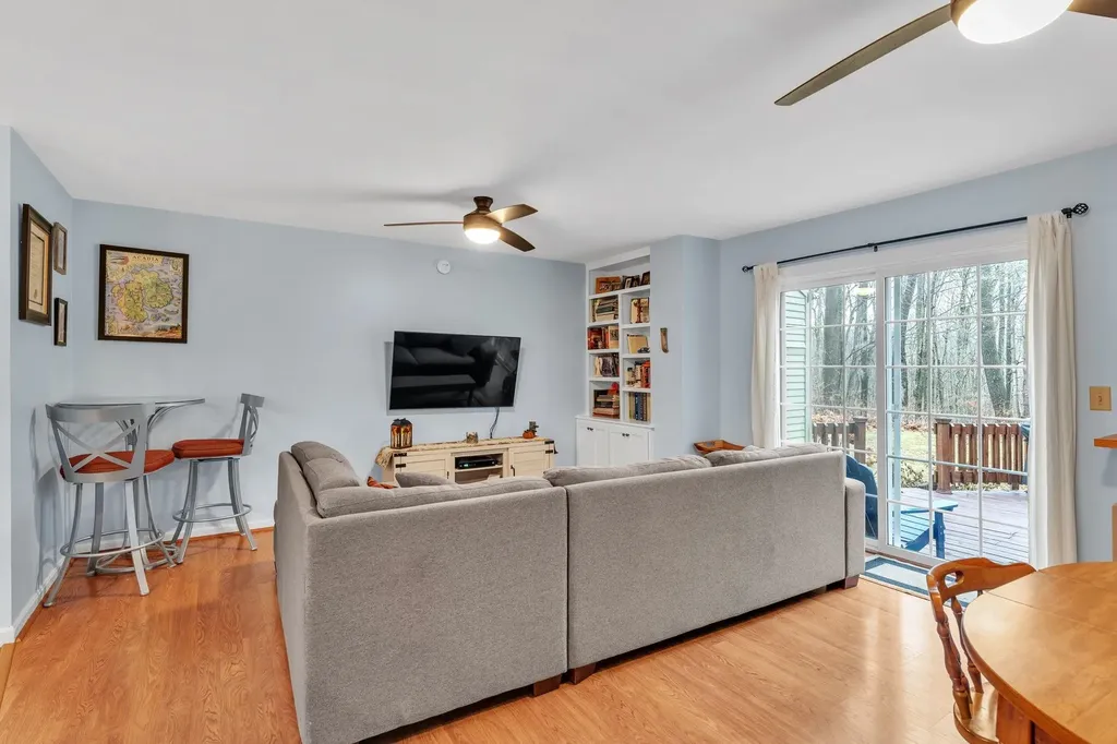 440 Oak Circle Colchester VT 05446