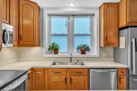 440 Oak Circle Colchester VT 05446