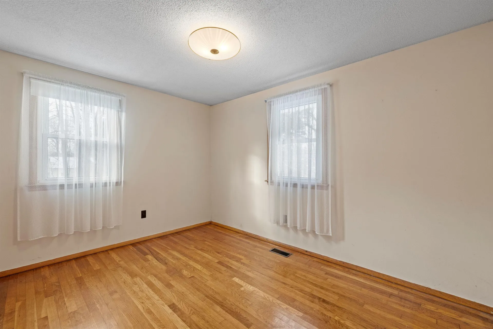 102 Lovers Lane Road Charlestown NH 03603