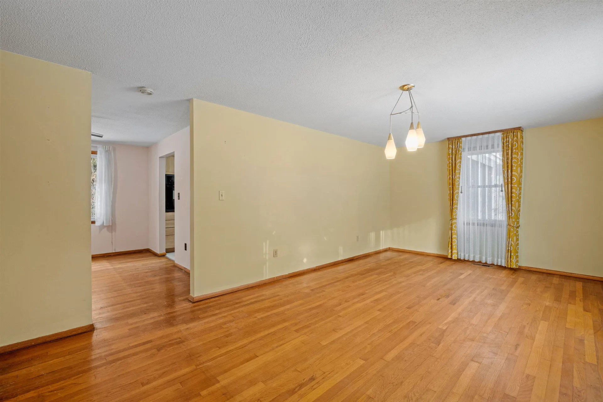 102 Lovers Lane Road Charlestown NH 03603