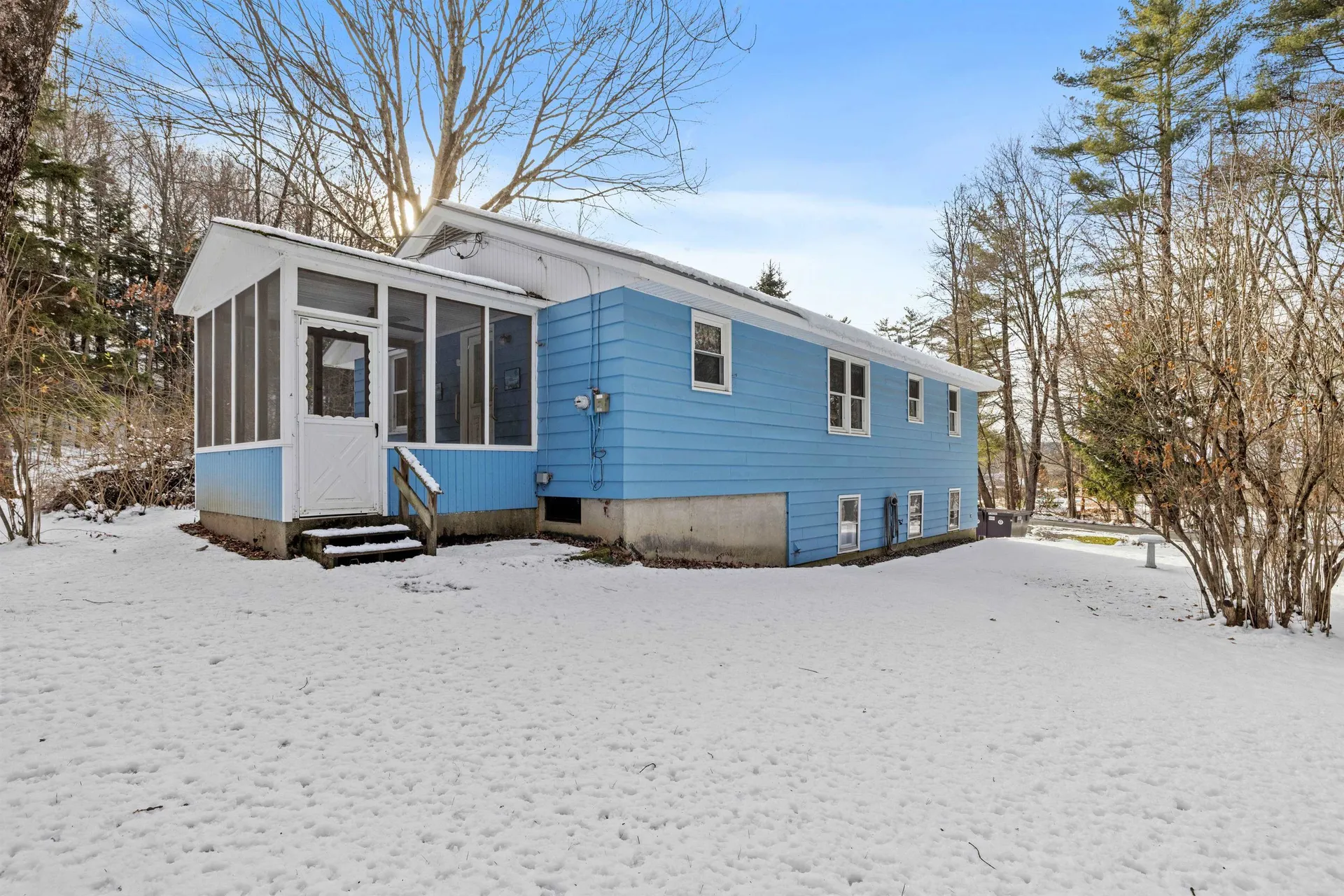 102 Lovers Lane Road Charlestown NH 03603